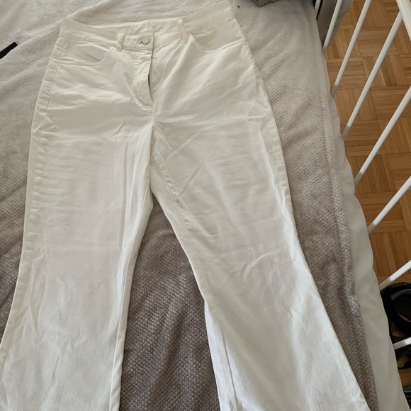 The Group Babaton (Aritzia) flared WHITE jeans. - Picture 5 of 5